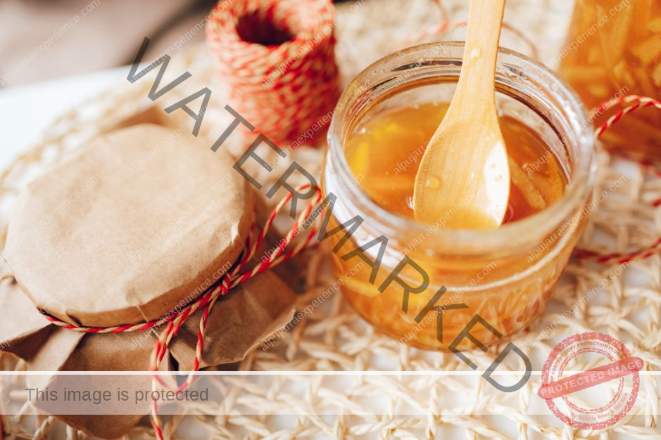 Productos típicos de La Alpujarra Productos típicos de La Alpujarra experience miel jamones de trévelez embutidos vinos quesos